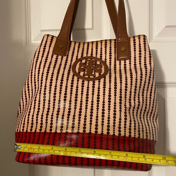 Tory Burch Shoulder Bag - Picture 14 of 16